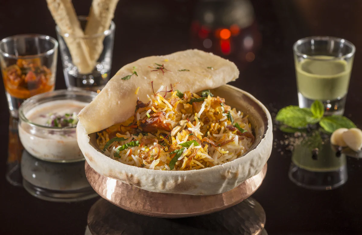 رستوران هتل کورال دبی دیره